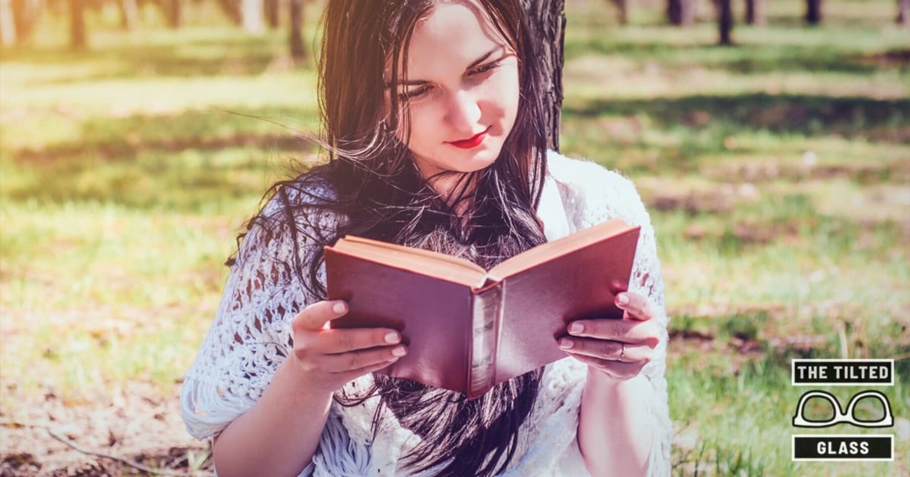 Woman Boldly Announces She is Going Off the Grid This Weekend